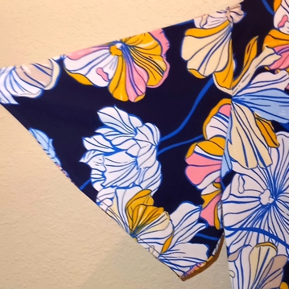 Coco Bianco Floral Print  Blouse - Picture 5 of 13